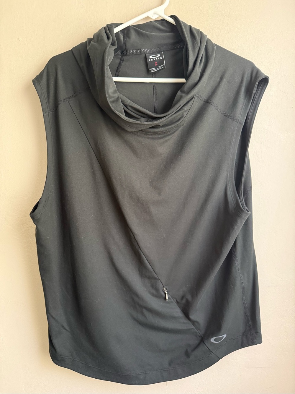 Oakley High Tide Cover Up Pullover Hoodie Black Sleeveless Athletic Top Small